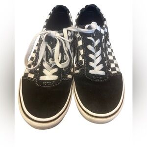 Vans Black suede and Checkered canvas US Youth 6